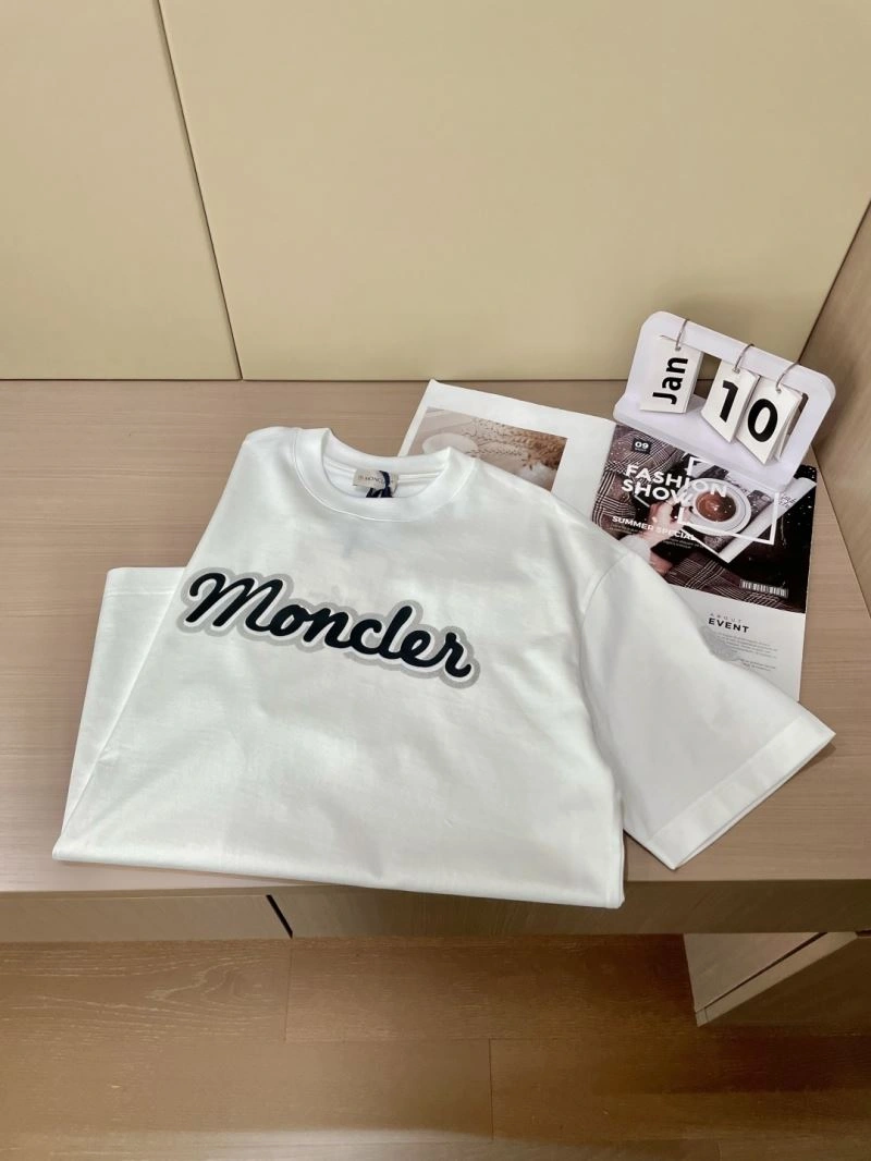 Durable Moncler T-Shirts 141471
