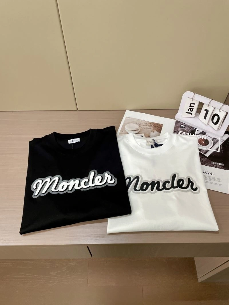 Classic Moncler T-Shirts 141483