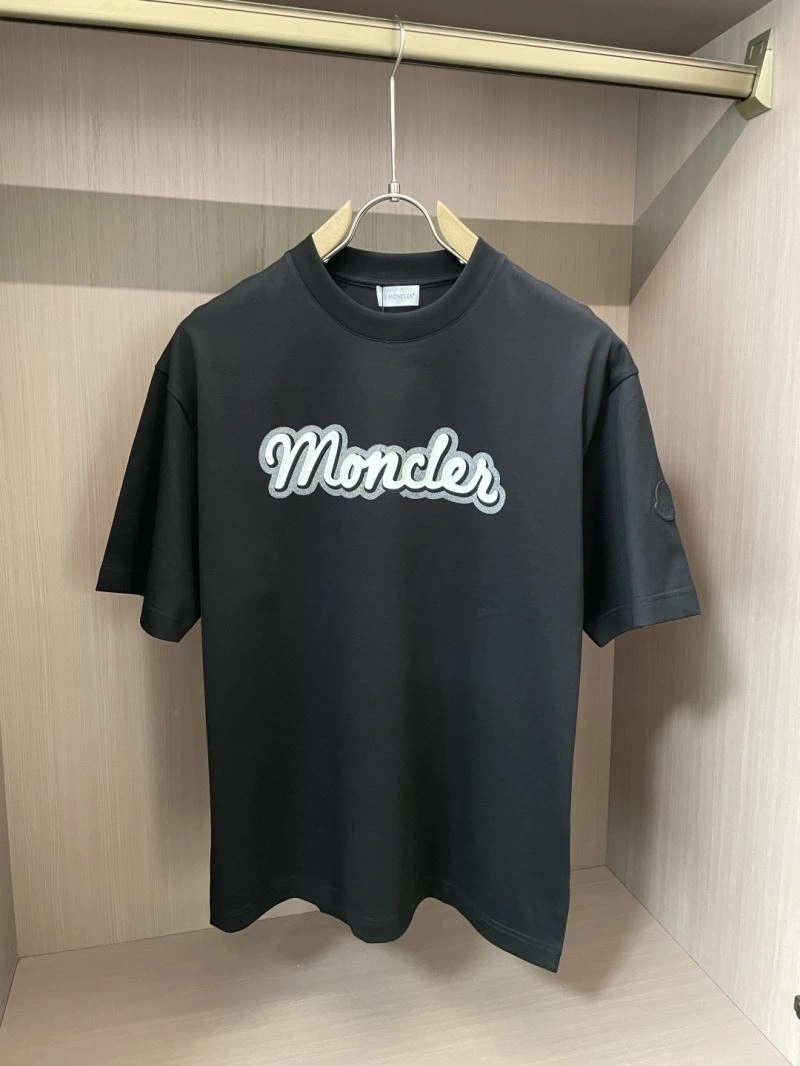 Classic Moncler T-Shirts 141483