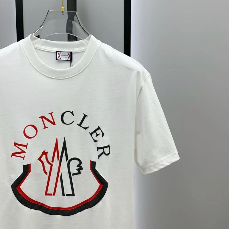 Moncler T-Shirts ComfortFit 141473