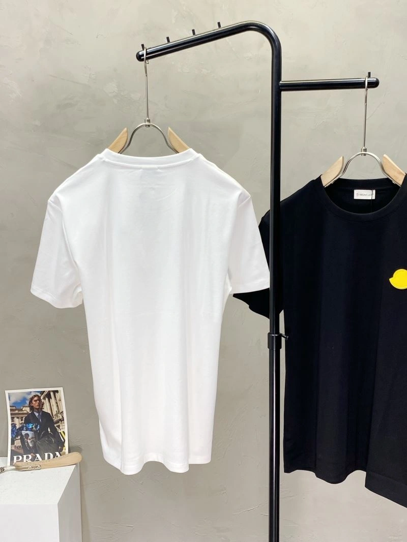 Moncler T-Shirts Reliable 141476