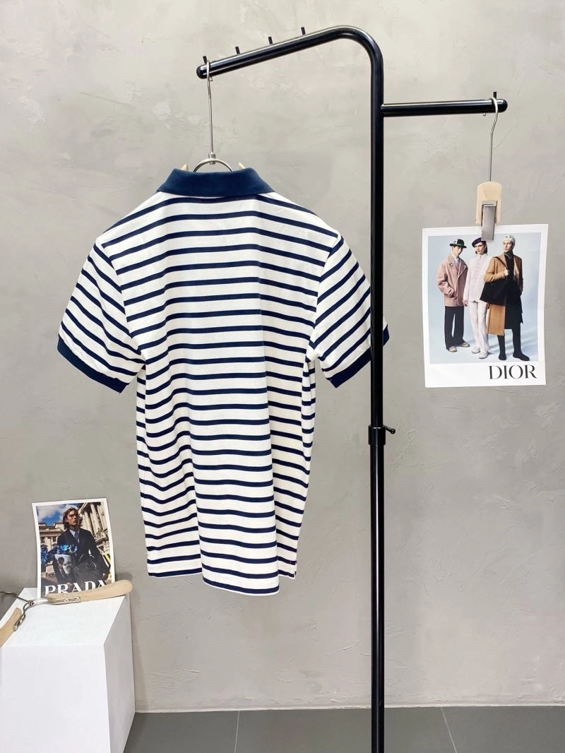 Classic Moncler T-Shirts 141467
