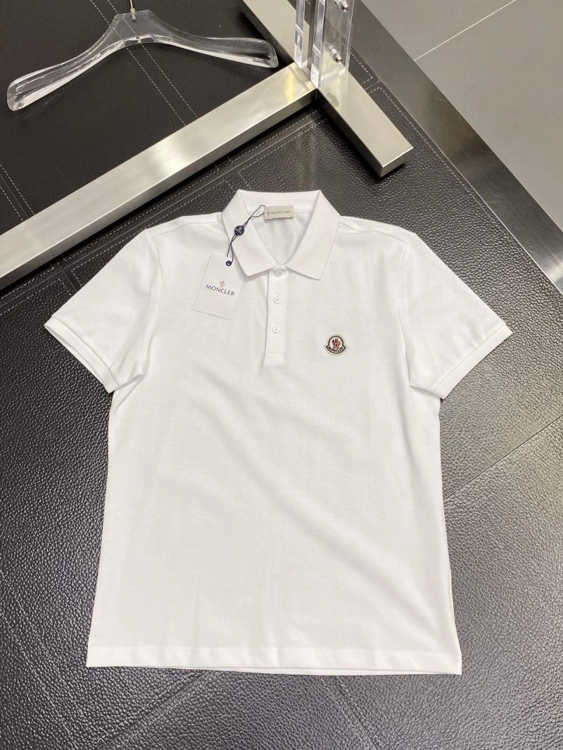 Effortless Moncler T-Shirts 141463