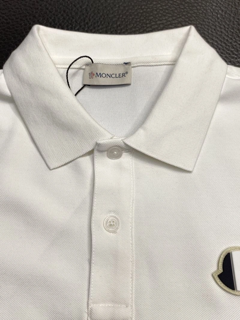 Moncler T-Shirts UrbanChic 141455