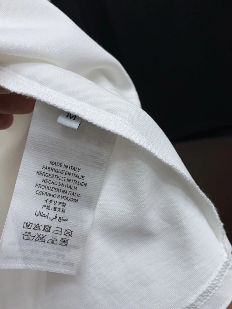 Moncler T-Shirts Cozy 141433