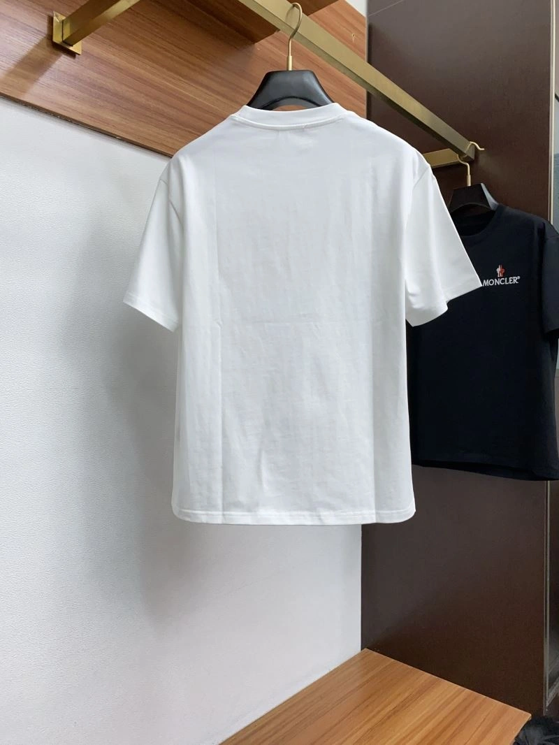 Moncler T-Shirts Cozy 141433