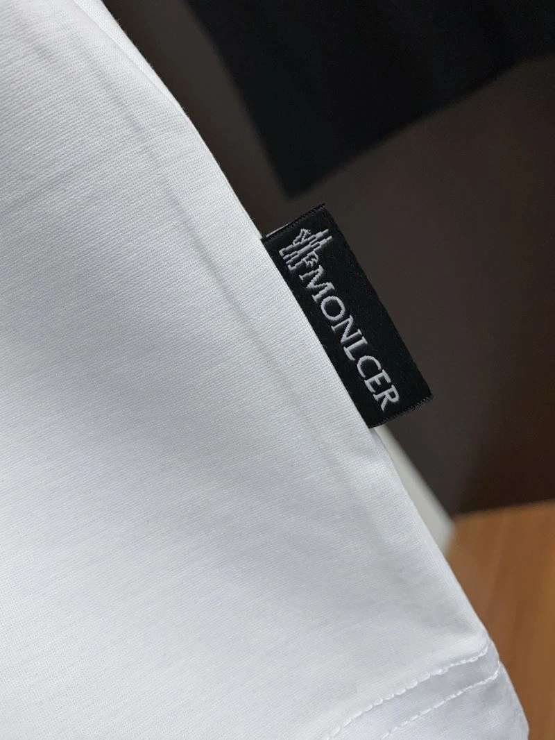 Durable Moncler T-Shirts 141430
