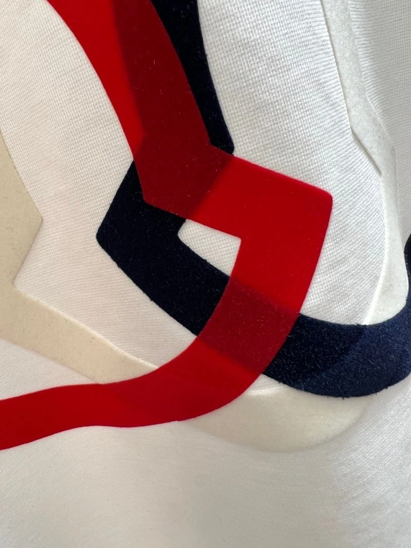 Bold Moncler T-Shirts 141425