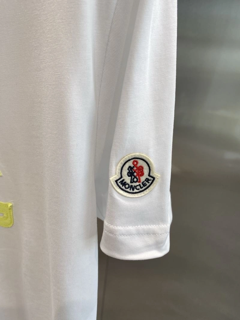 SmoothTexture Moncler T-Shirts 141424