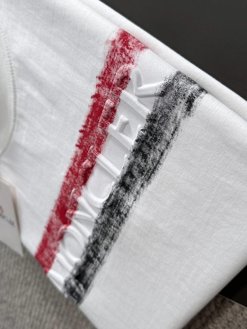 Moncler T-Shirts Comfortable 141421