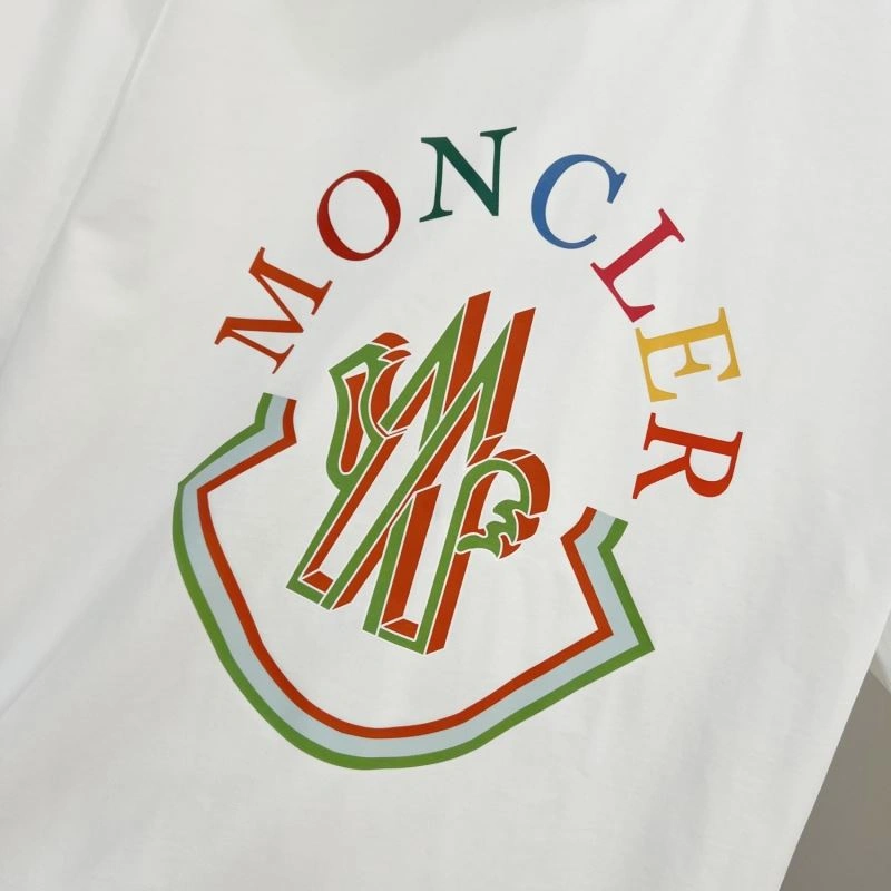 Moncler T-Shirts Bright 141412