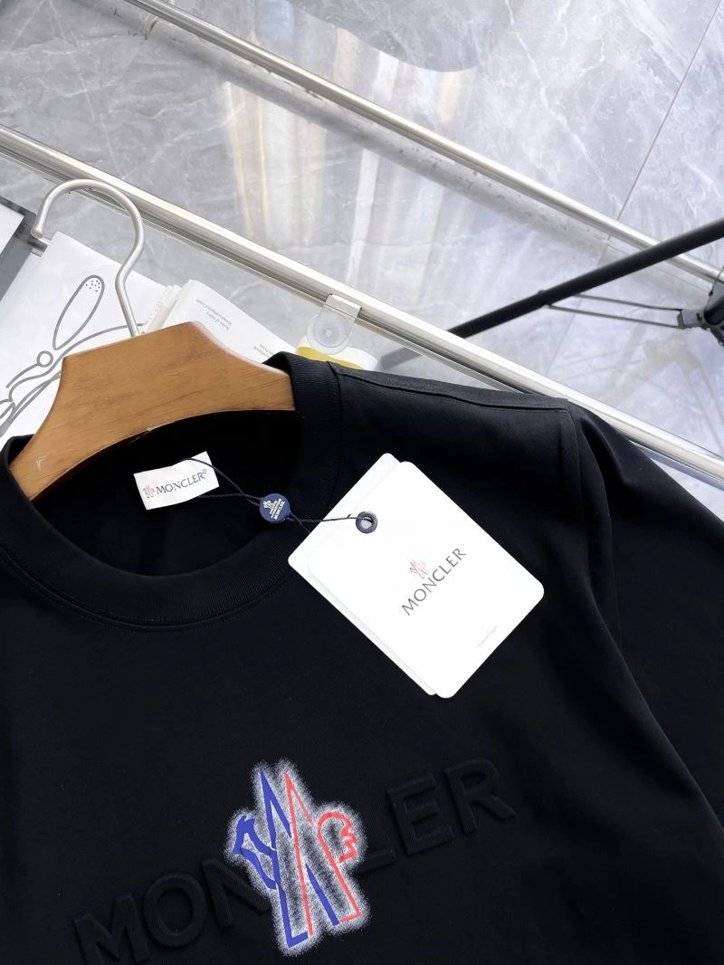MultiPurpose Moncler T-Shirts 141409