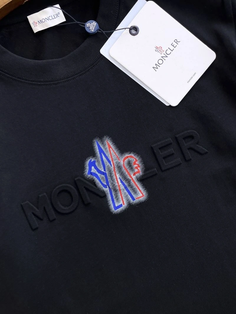MultiPurpose Moncler T-Shirts 141409