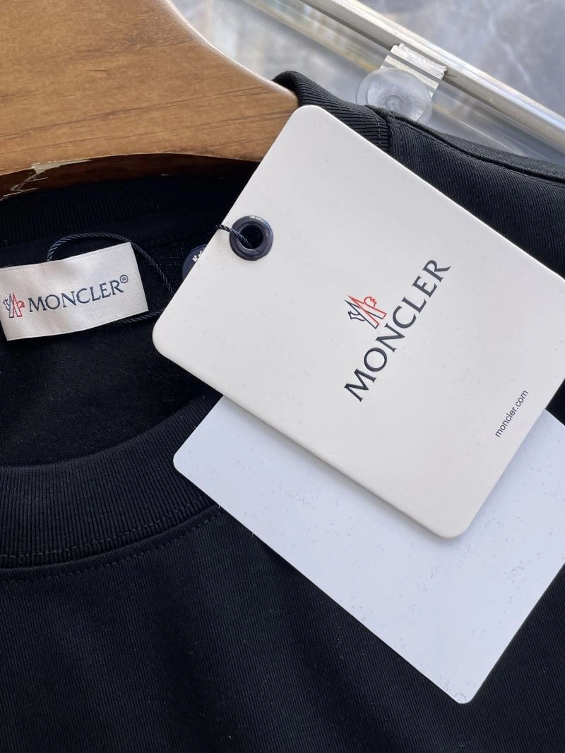MultiPurpose Moncler T-Shirts 141409