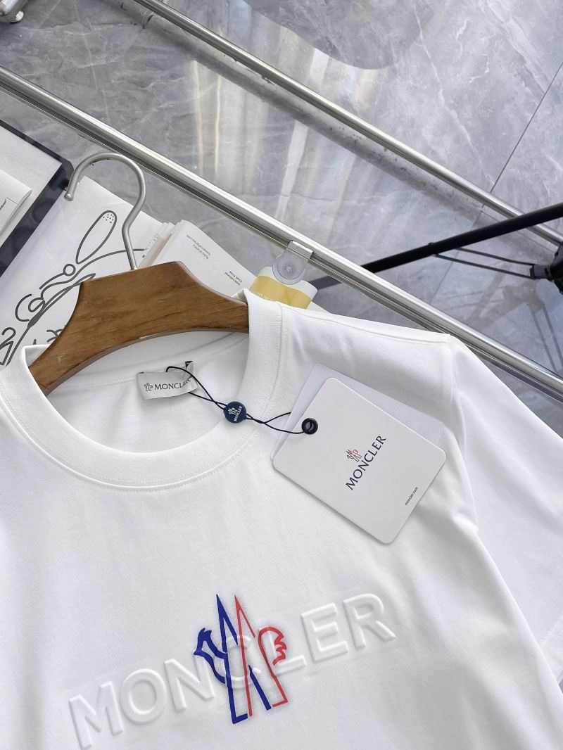 Moncler T-Shirts Original 141406