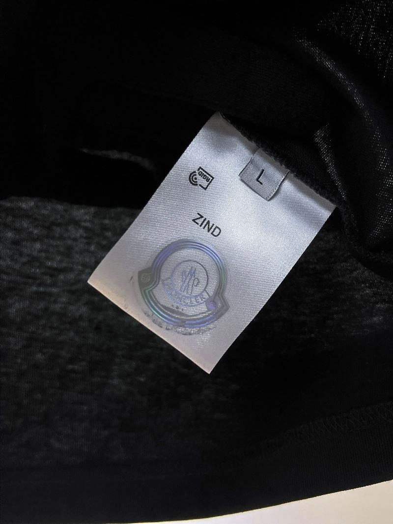 Chic Moncler T-Shirts 141413