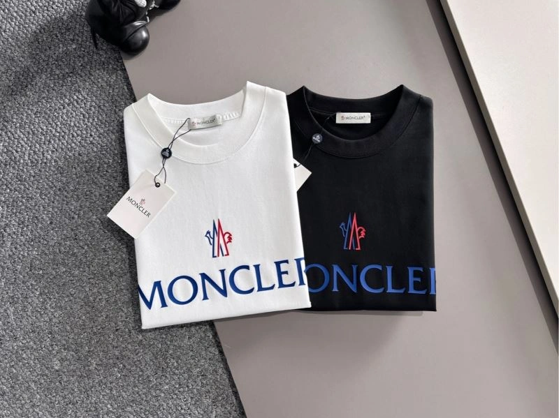Moncler T-Shirts EyeCatching 141405