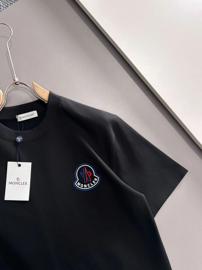 Breathable Moncler T-Shirts 141399