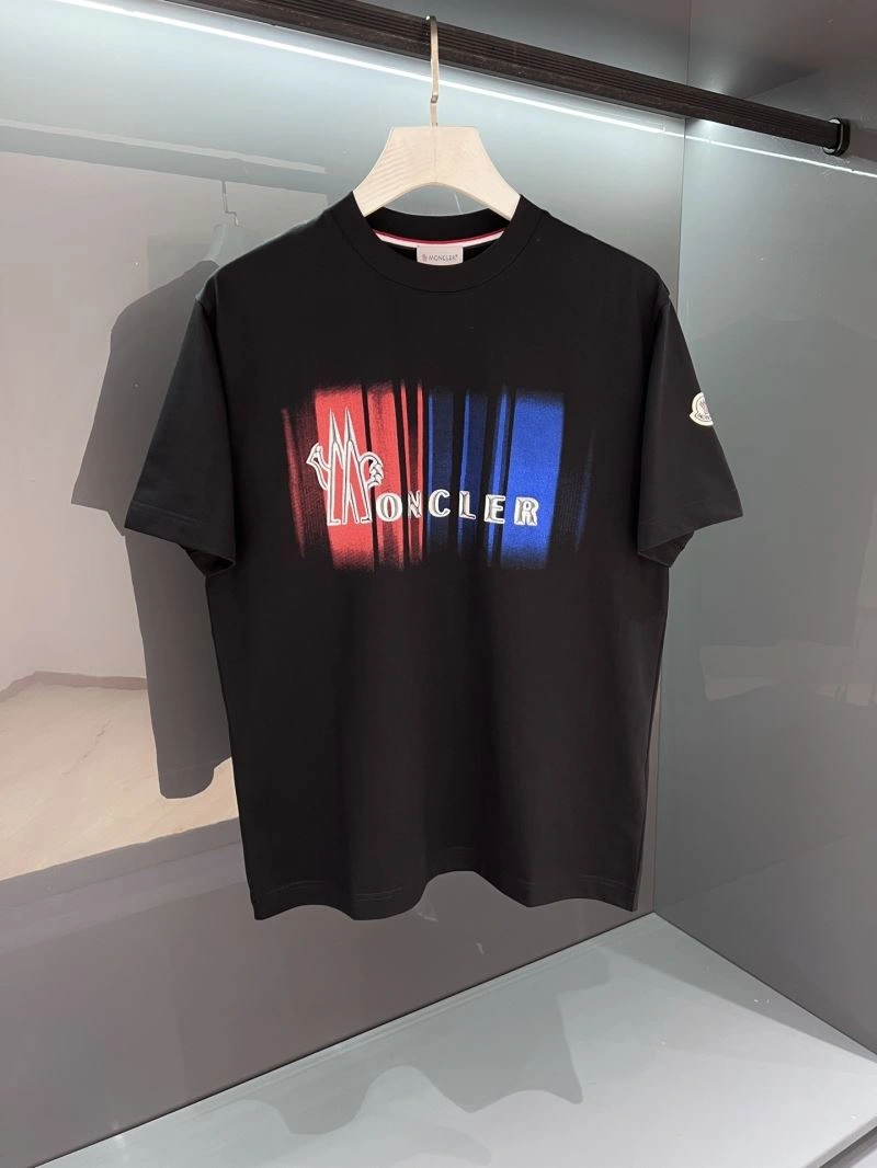 Moncler T-Shirts Chic 141397
