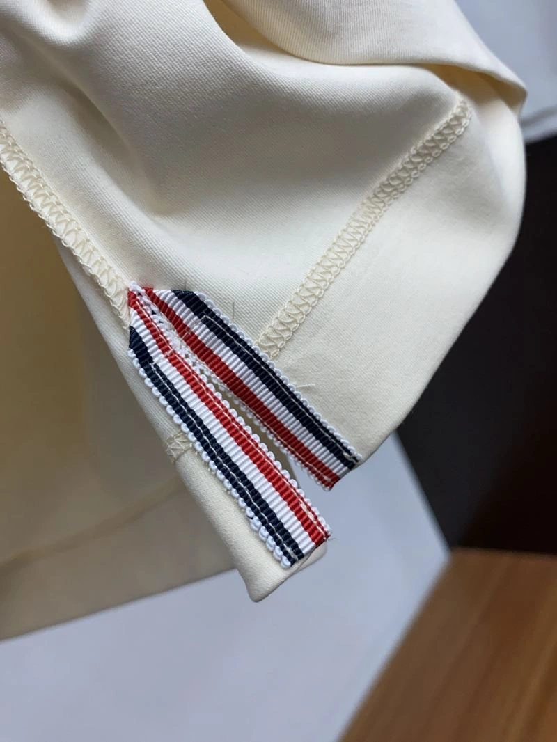 Versatile Moncler T-Shirts 141394