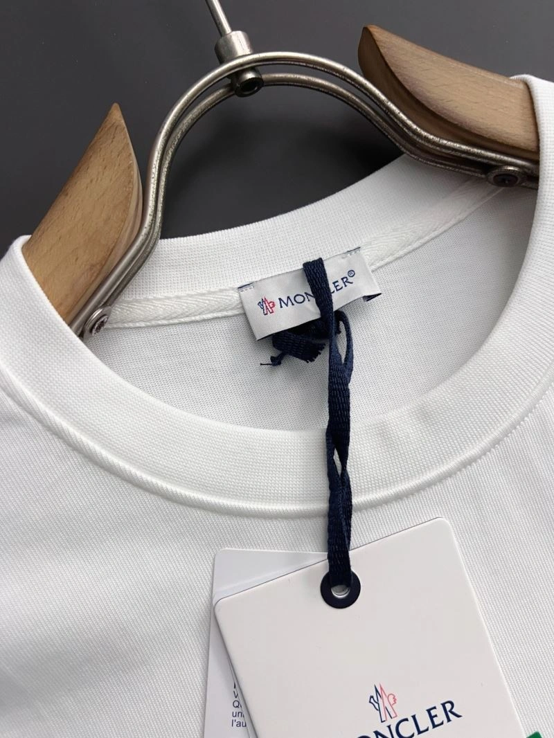 RelaxedFit Moncler T-Shirts 141423