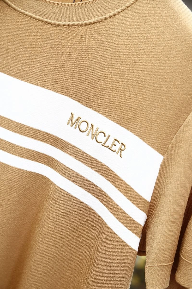 Stretchable Moncler T-Shirts 141358
