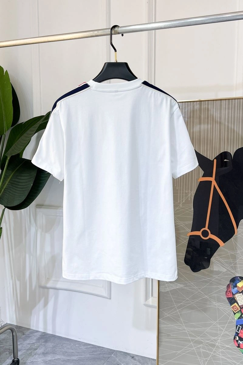 Bold Moncler T-Shirts 141372