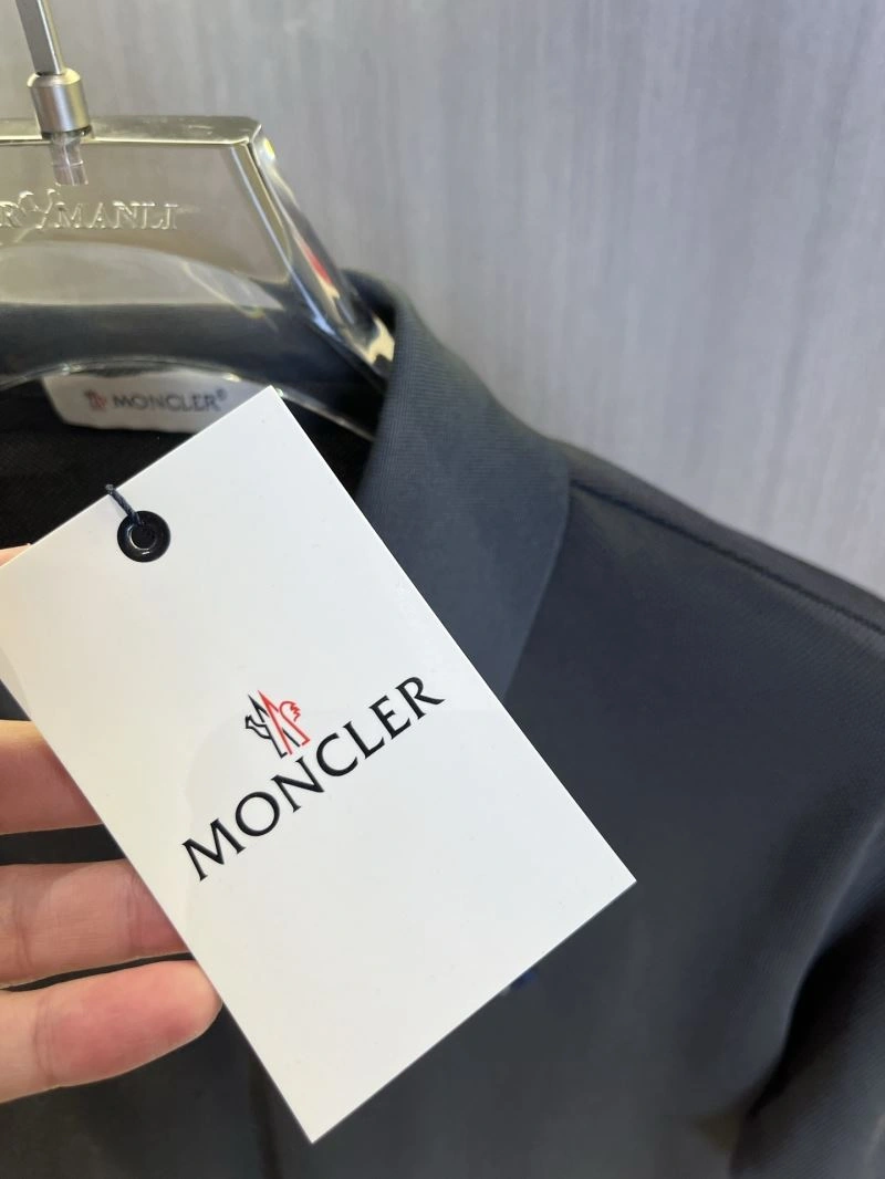 Reliable Moncler T-Shirts 141364