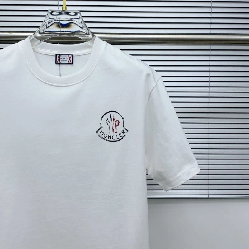 Moncler T-Shirts Breathable 141361