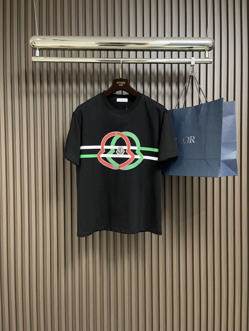 Elegant Moncler T-Shirts 141356