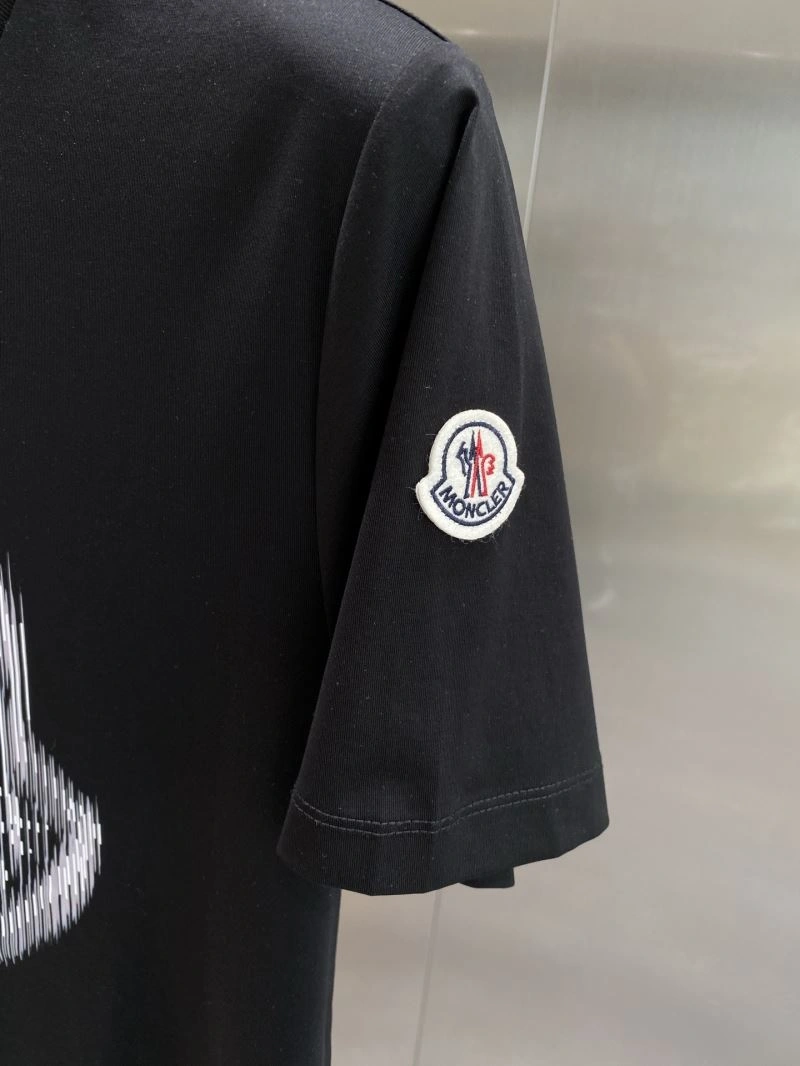 Moncler T-Shirts Durable 141369