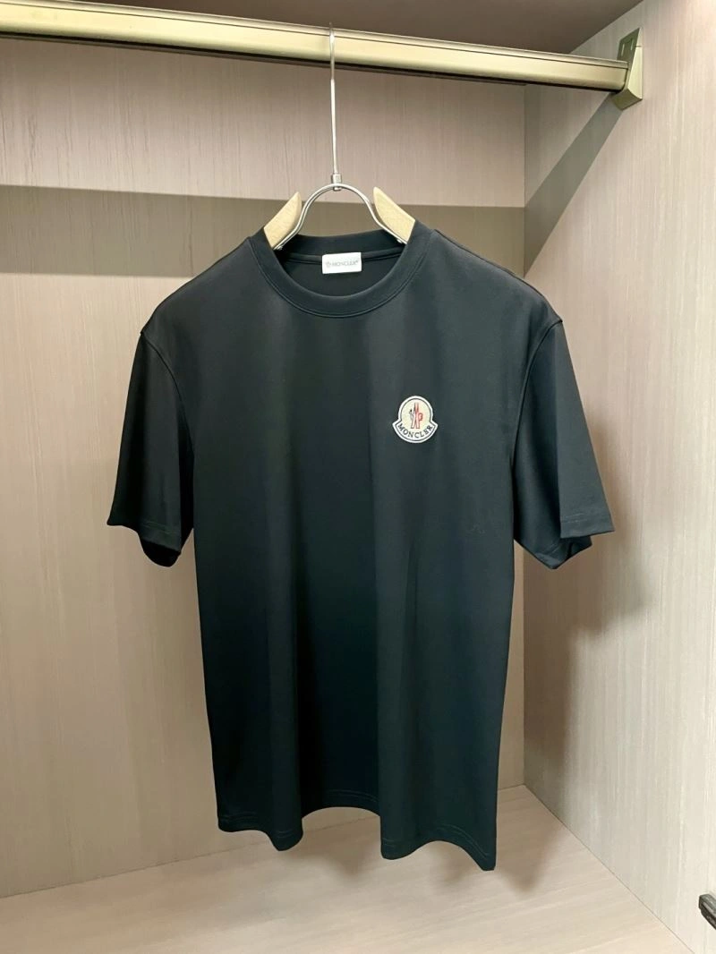 Moncler T-Shirts Casual 141348