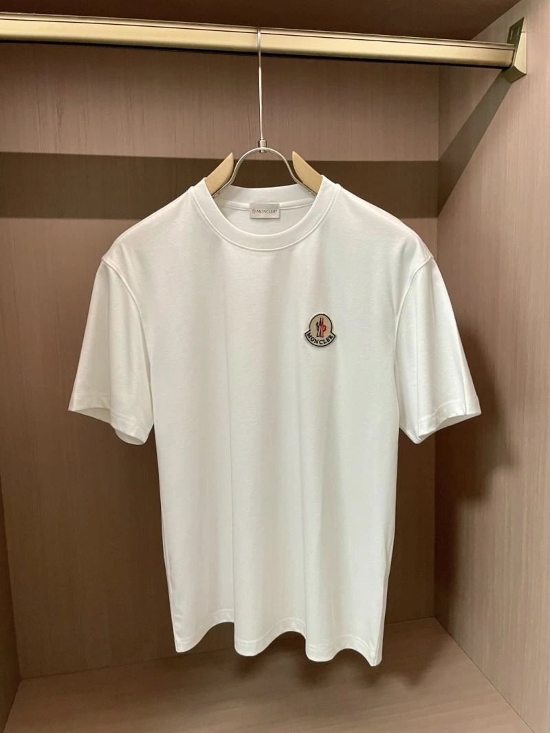 Moncler T-Shirts Casual 141348