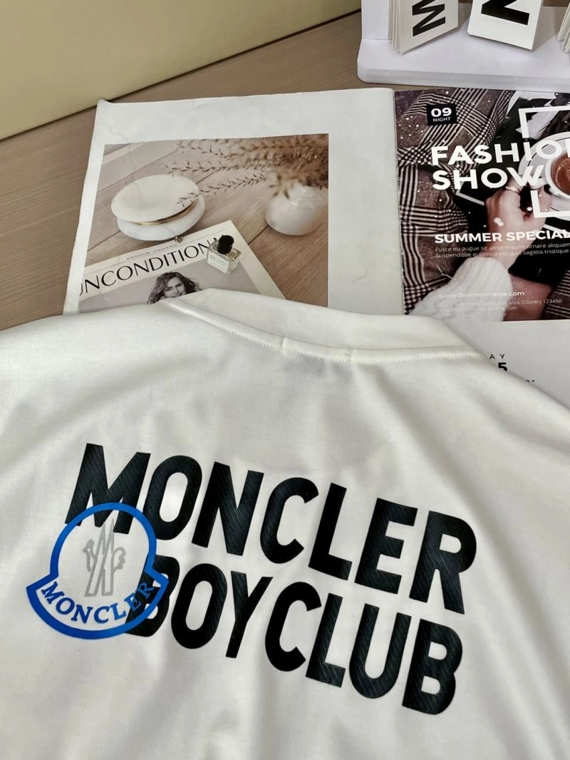 Moncler T-Shirts Casual 141348