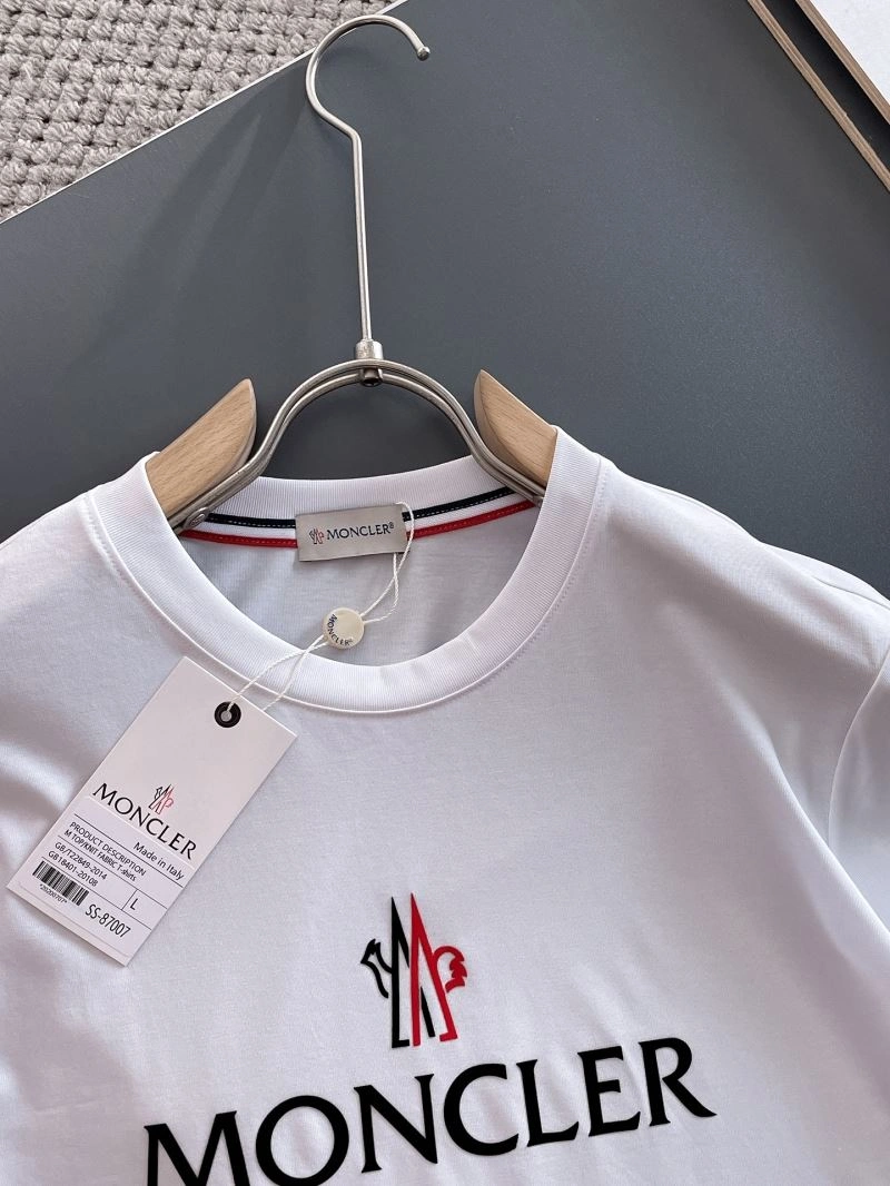 Moncler T-Shirts Popular 141349
