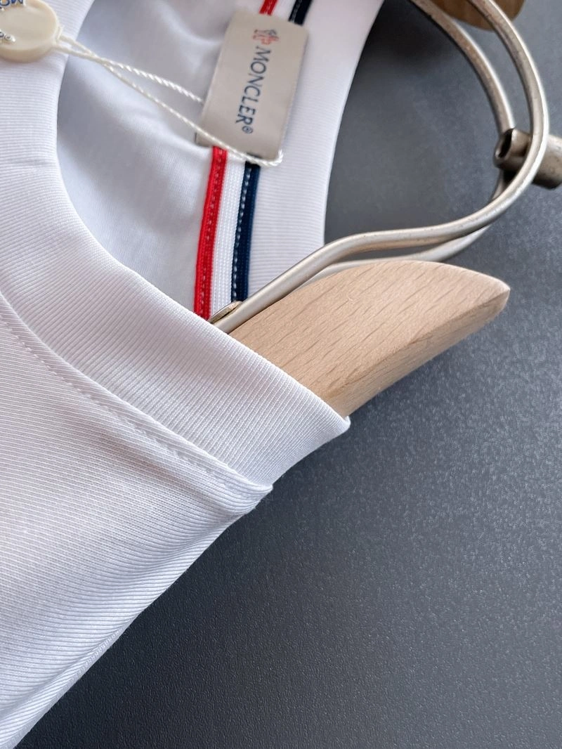 Moncler T-Shirts Popular 141349
