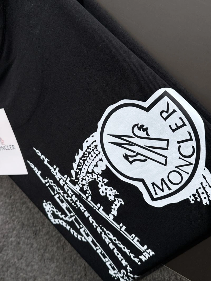 Moncler T-Shirts Premium 141344