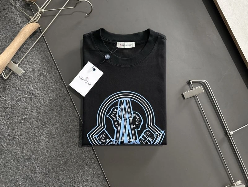 Moncler T-Shirts Unique 141346