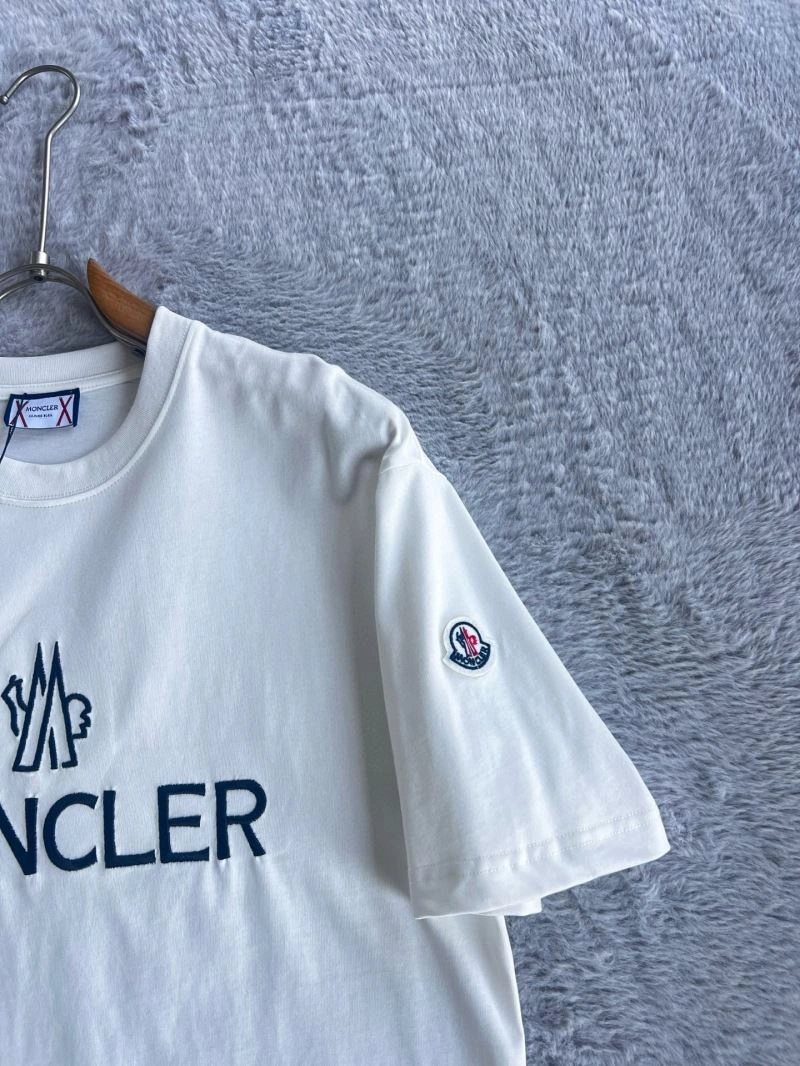 Moncler T-Shirts NewStyle 141340