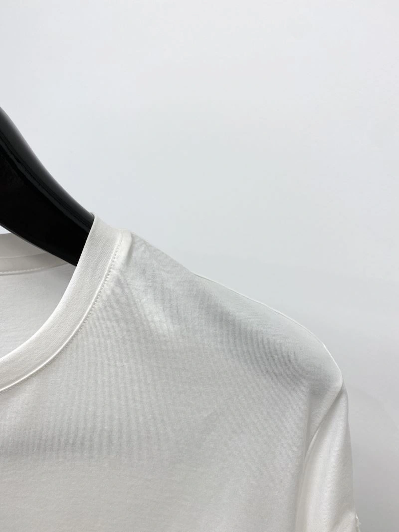 Moncler T-Shirts Vibrant 141336