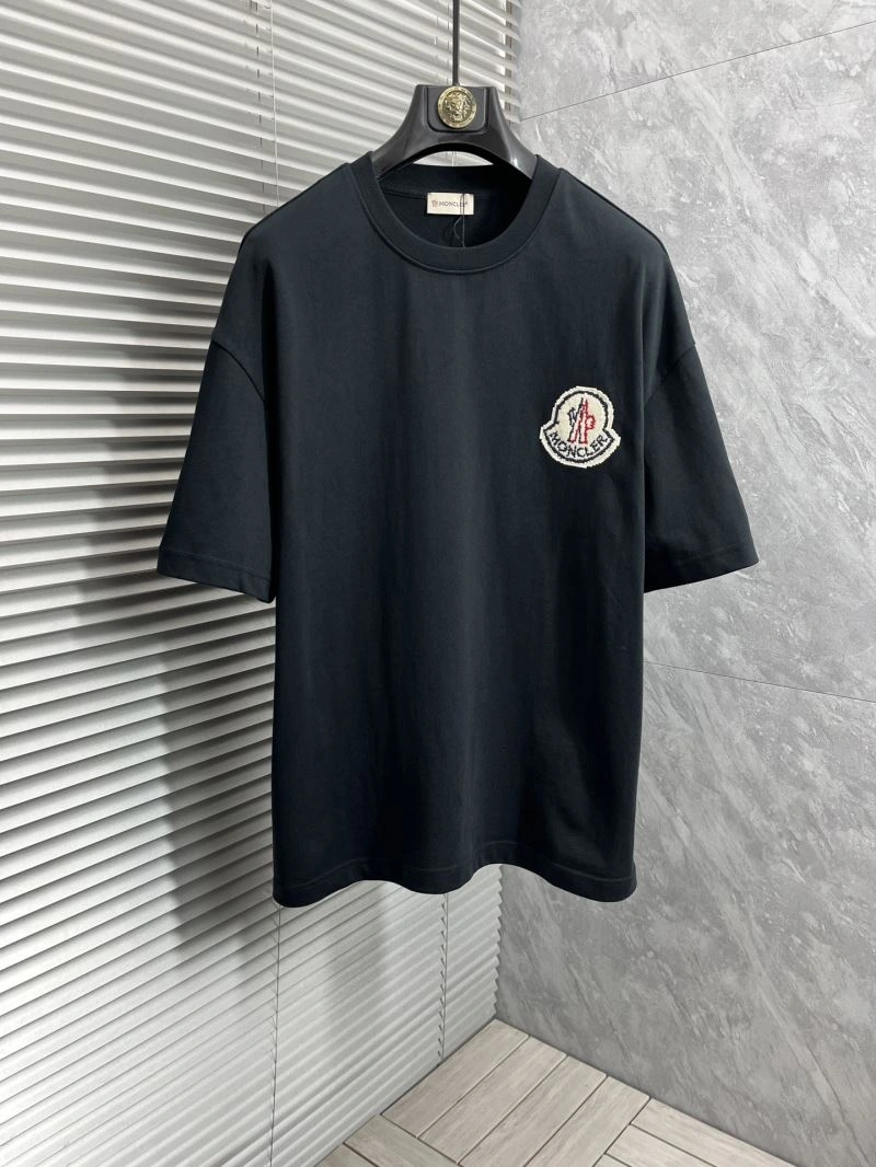 Moncler T-Shirts ComfortFit 141331