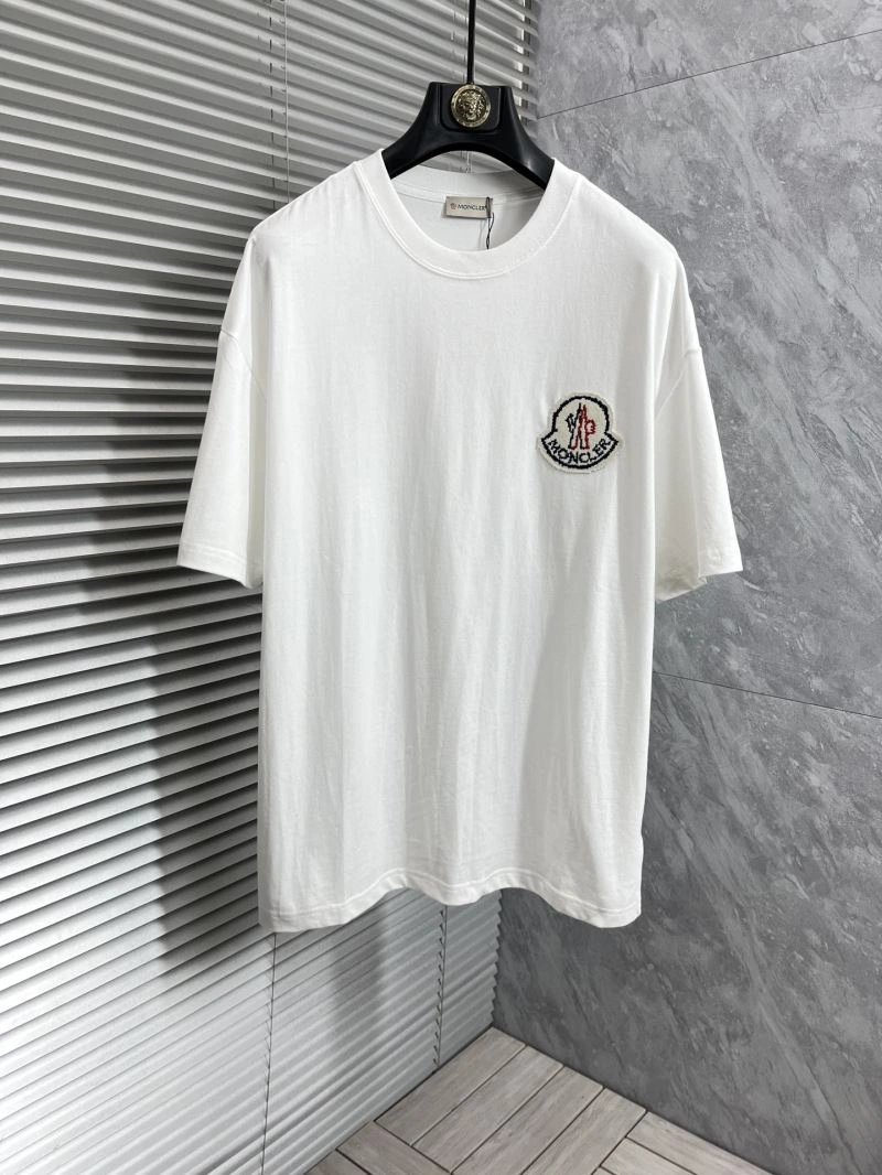 Moncler T-Shirts ComfortFit 141331