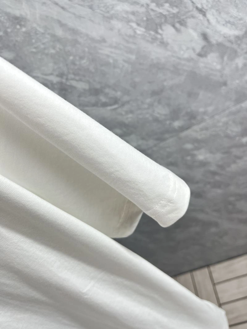 Moncler T-Shirts ComfortFit 141331