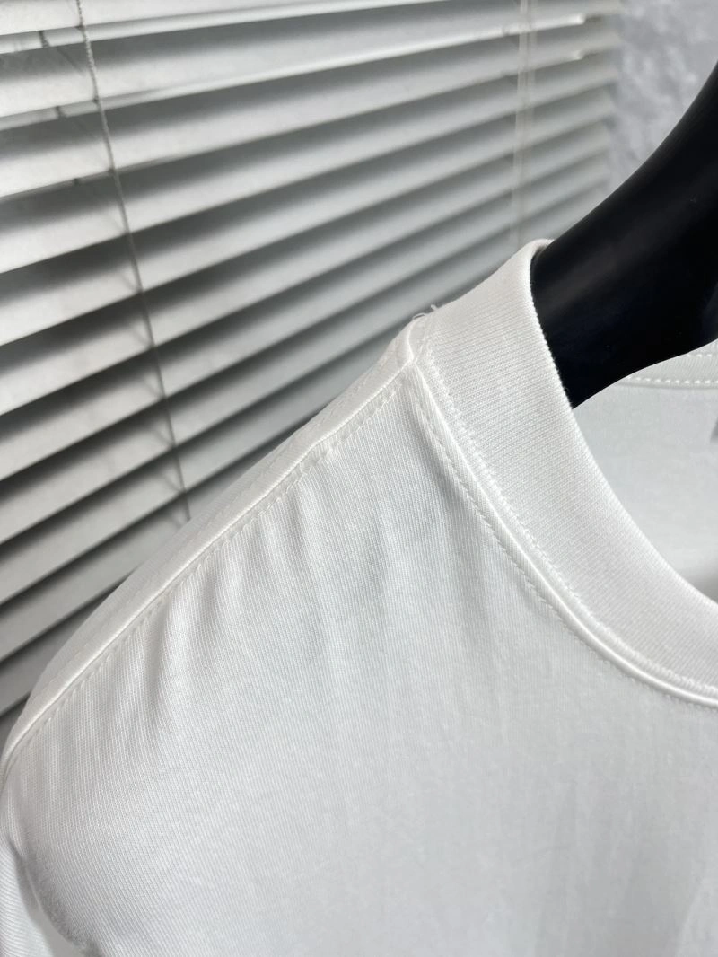 Moncler T-Shirts ComfortFit 141331