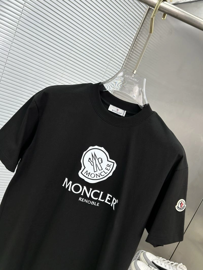 SmoothTexture Moncler T-Shirts 141329