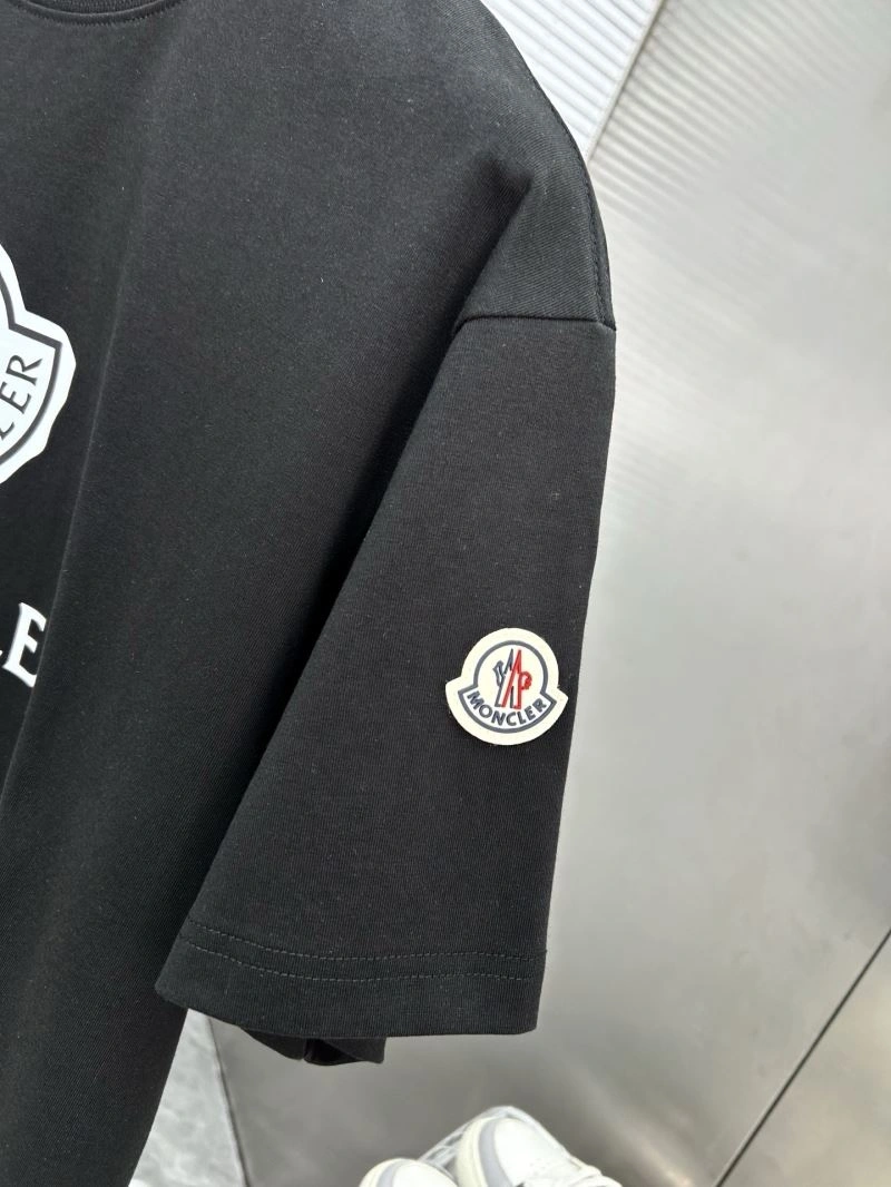 SmoothTexture Moncler T-Shirts 141329