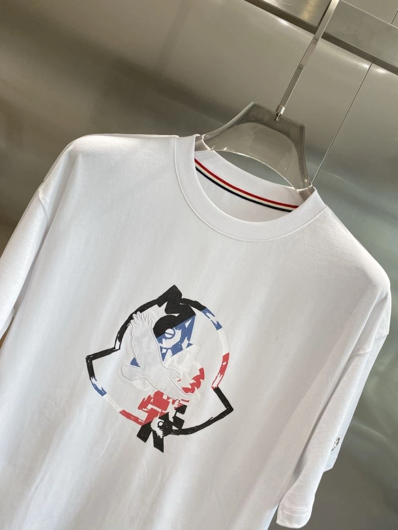 Snug Moncler T-Shirts 141324