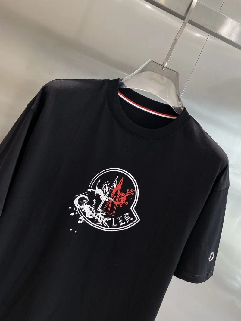 Moncler T-Shirts SunProtective 141323