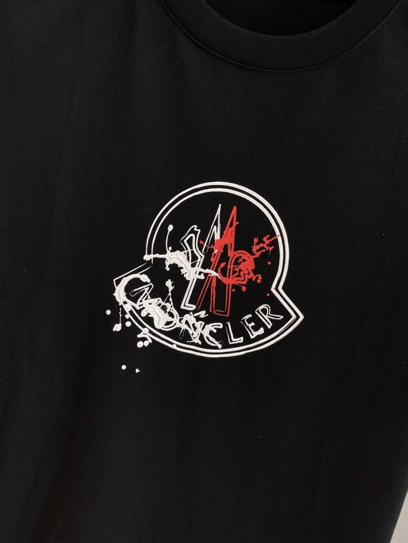 Moncler T-Shirts SunProtective 141323