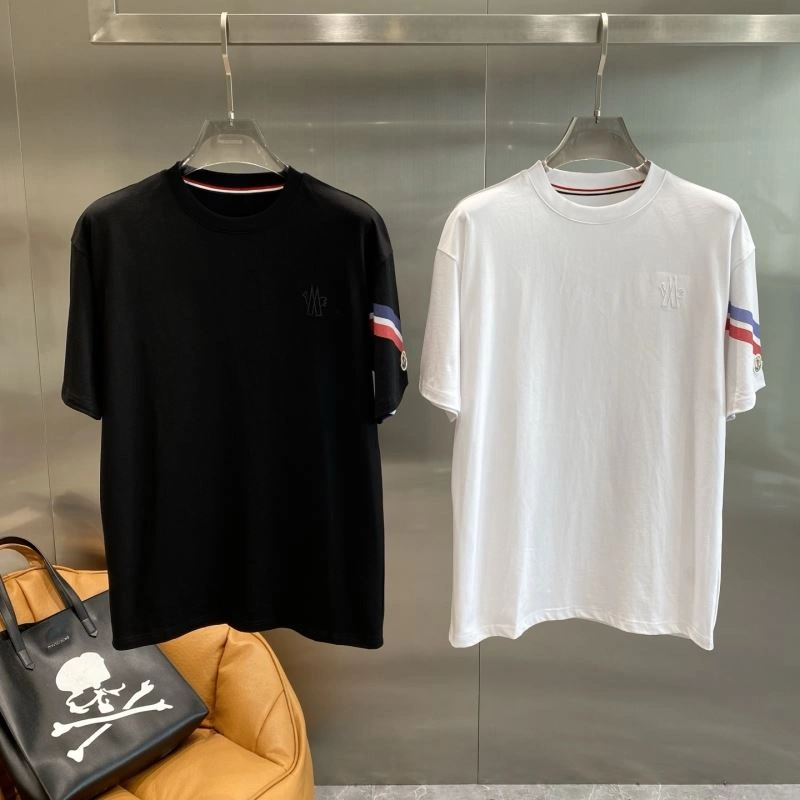 Minimalist Moncler T-Shirts 141330